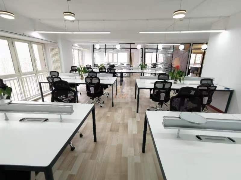 凯旋中心（凯旋城）