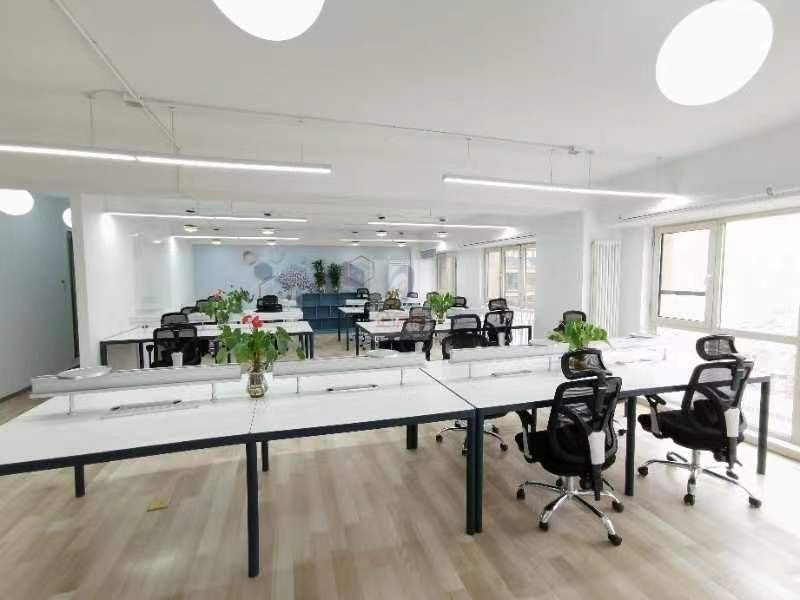 凯旋中心（凯旋城）