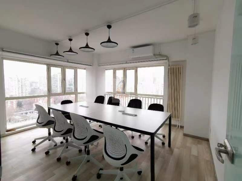 凯旋中心（凯旋城）