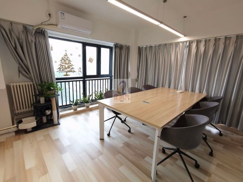 凯旋中心（凯旋城）