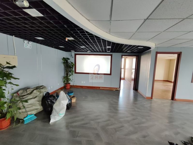 凯旋中心（凯旋城）