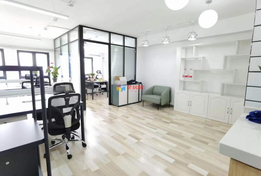 凯旋中心（凯旋城）