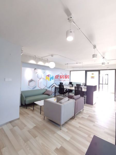 凯旋中心（凯旋城）