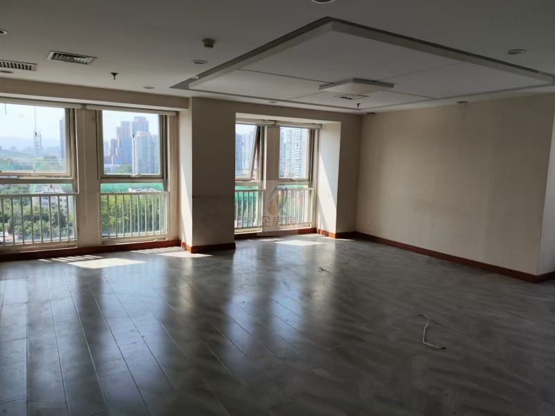 凯旋中心（凯旋城）