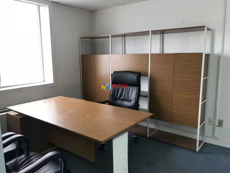 万通金融中心（原万通新世界中心）