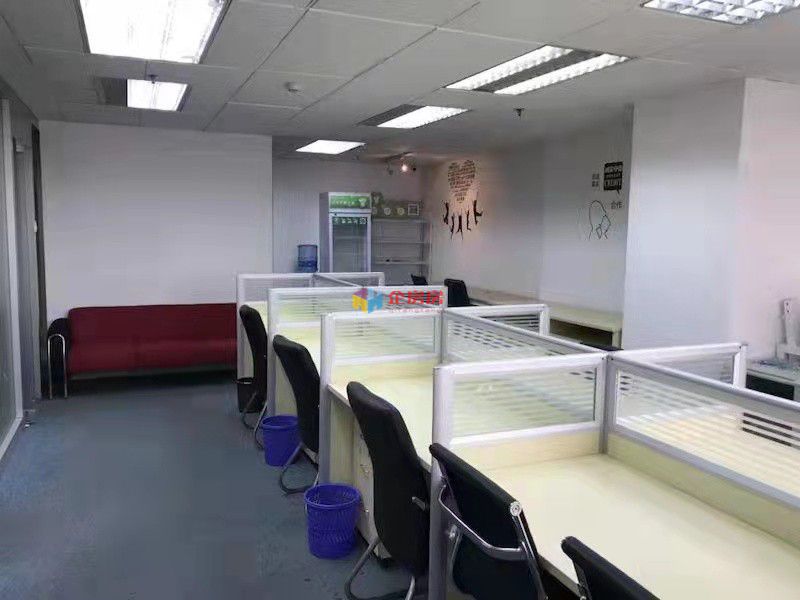 万通金融中心（原万通新世界中心）