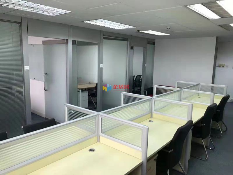 万通金融中心（原万通新世界中心）