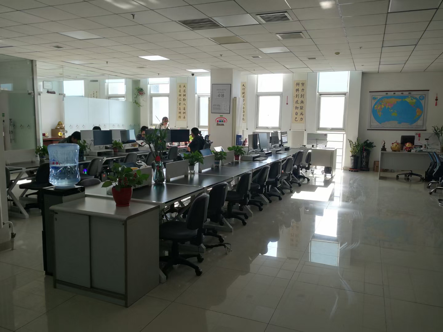  新华联科技大厦 