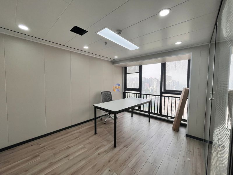 凯旋中心（凯旋城）