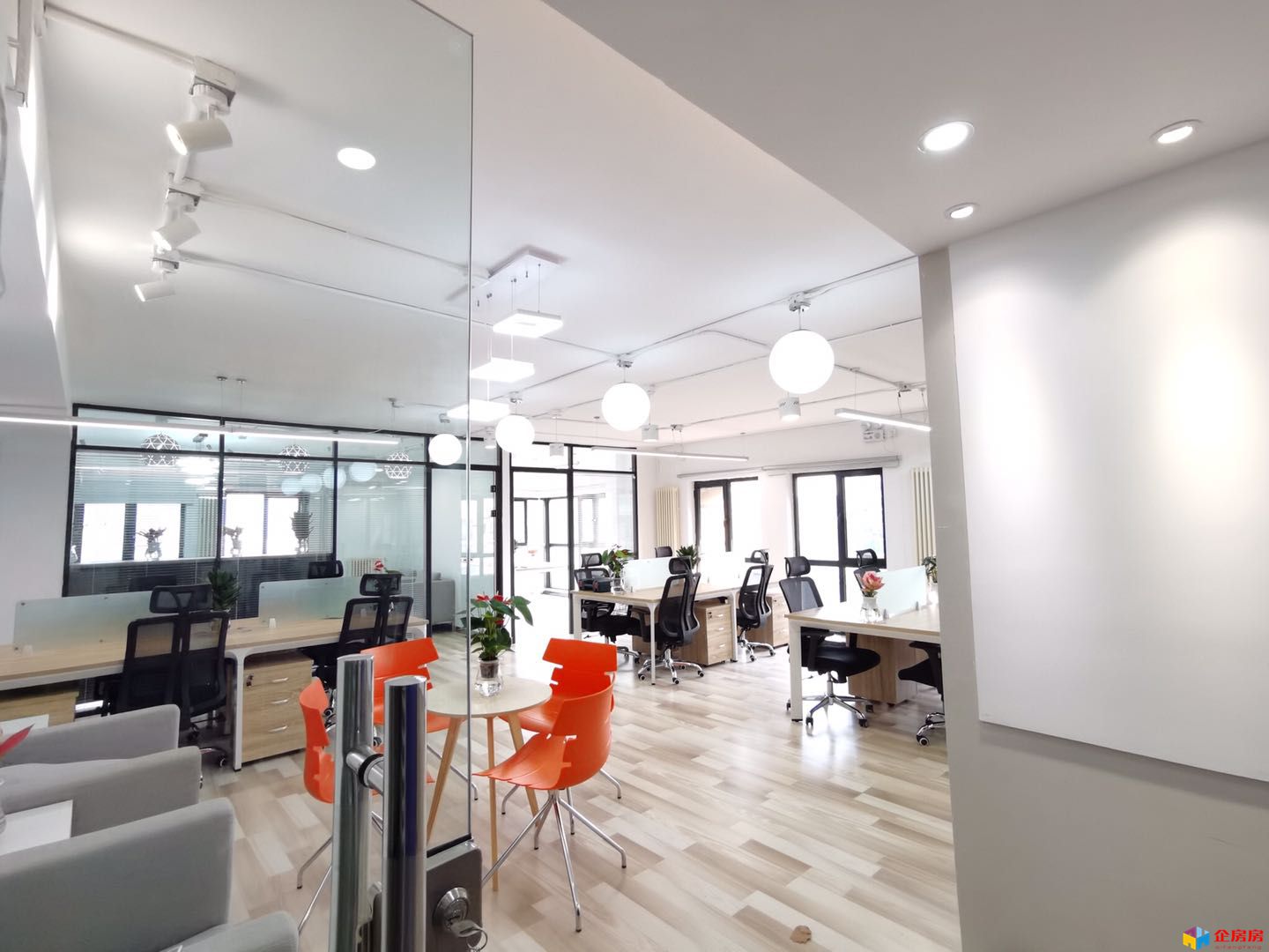 凯旋中心（凯旋城）