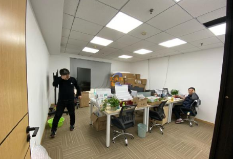 华腾北搪商务大厦 