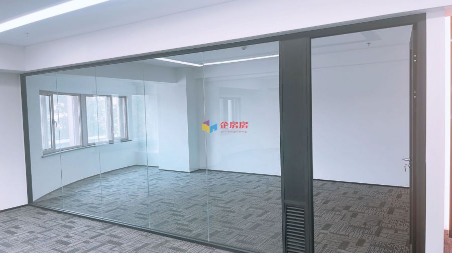 荷华国际大厦（万豪国际酒店）