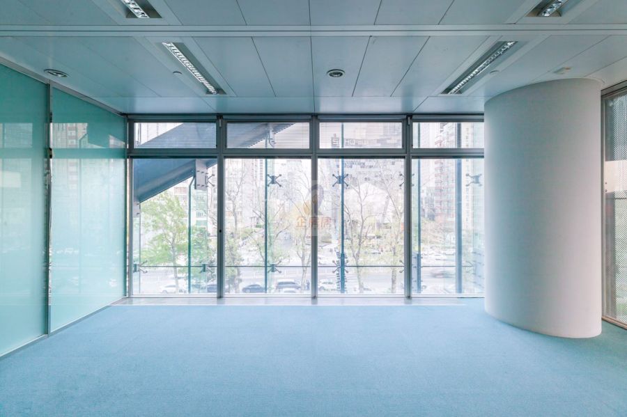 侨福芳草地大厦