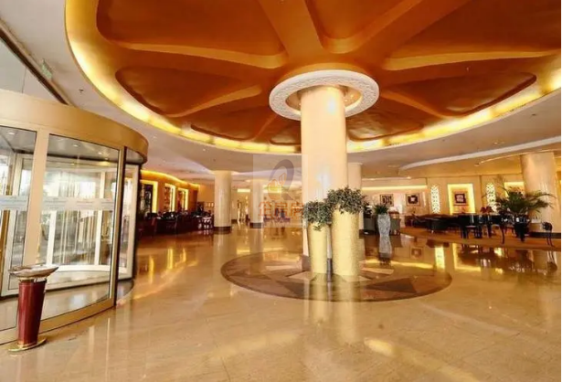 宝辰大厦（宝辰饭店）