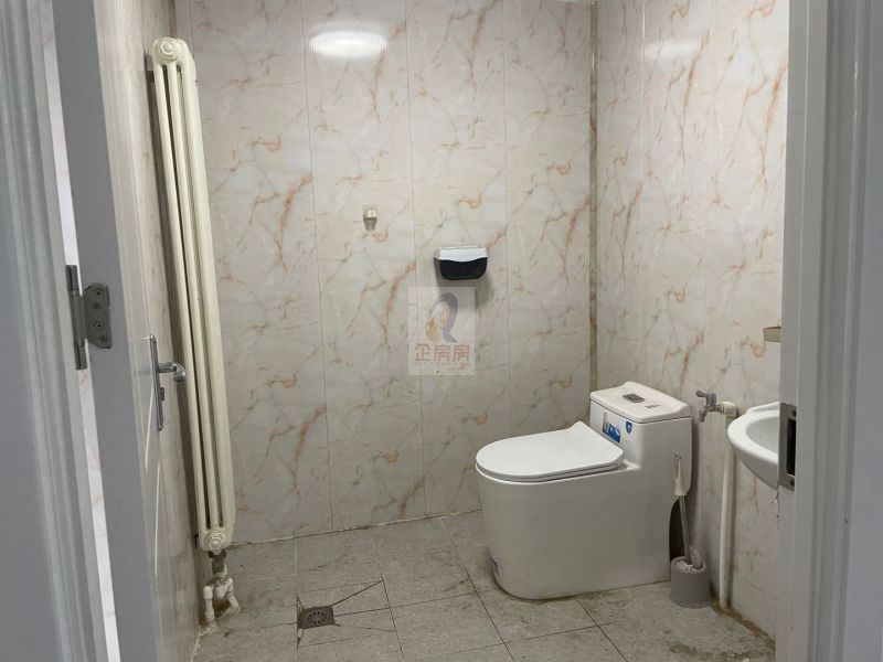 草场地国际艺术中心 