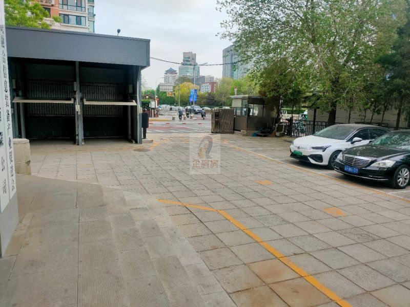 国冠控股大厦（中铁物资大厦）