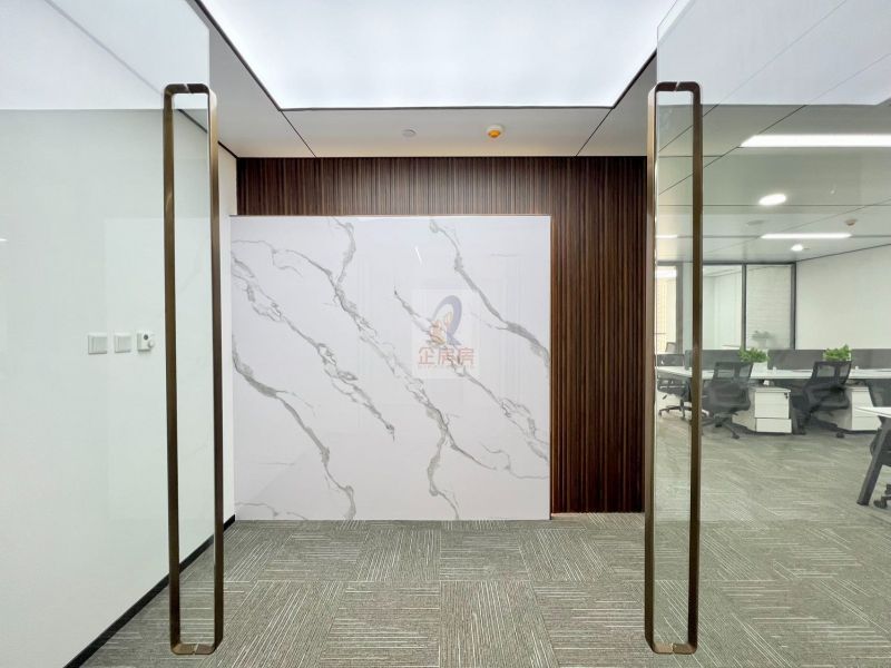 骏豪中央公园广场