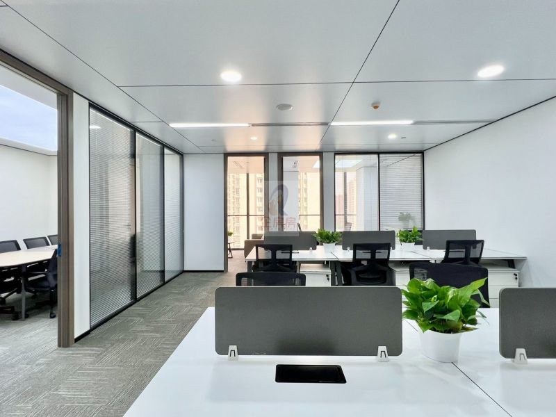 骏豪中央公园广场