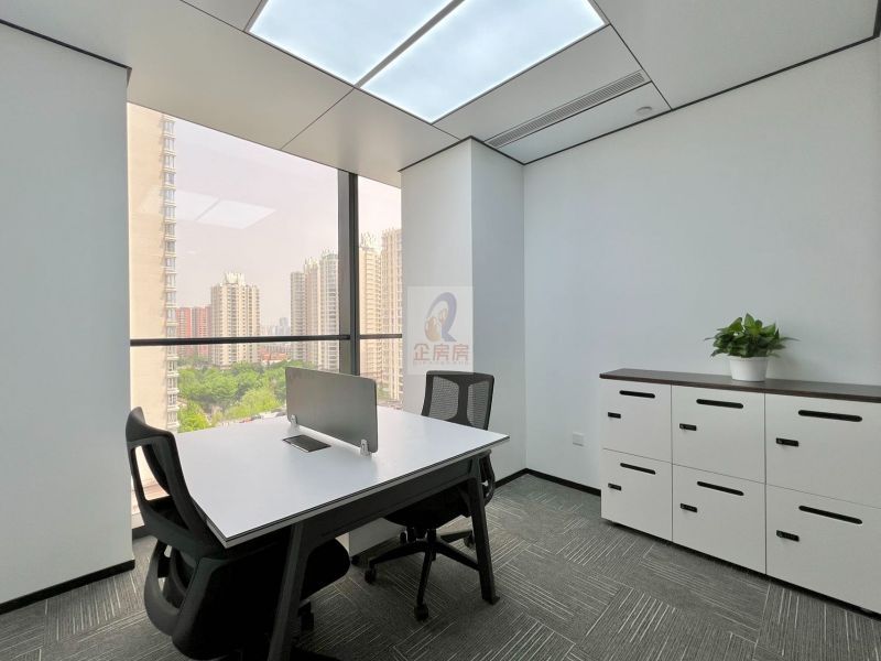 骏豪中央公园广场