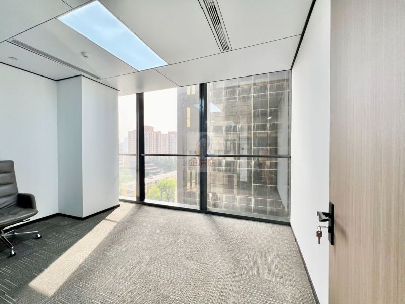 骏豪中央公园广场