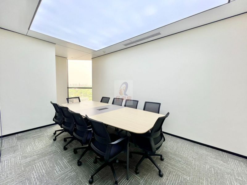 骏豪中央公园广场