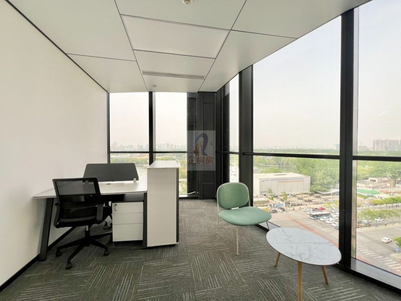 骏豪中央公园广场