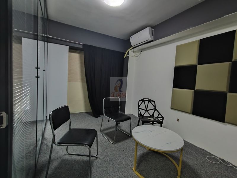 凯旋中心（凯旋城）