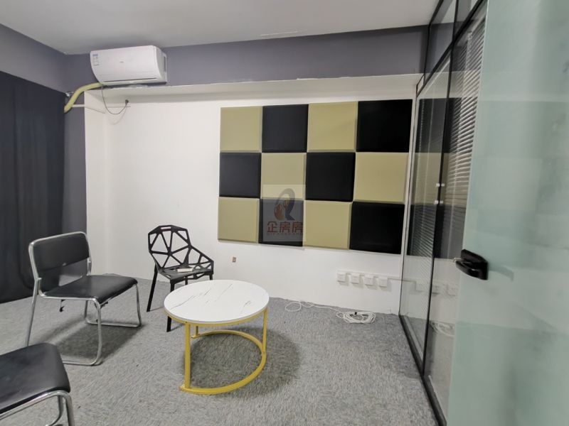 凯旋中心（凯旋城）