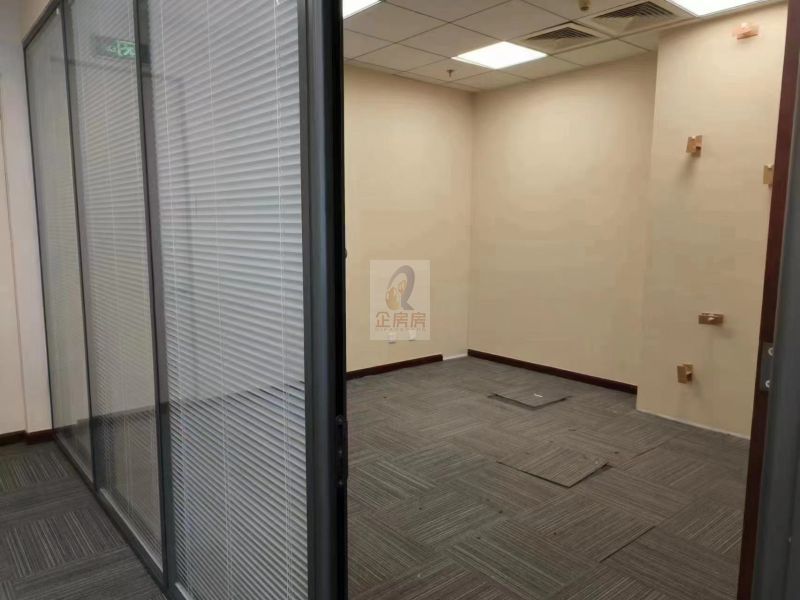 英蓝国际金融中心