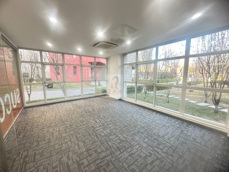 东亿国际传媒产业园