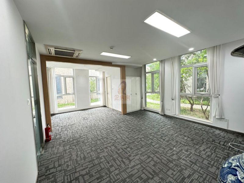 东亿国际传媒产业园