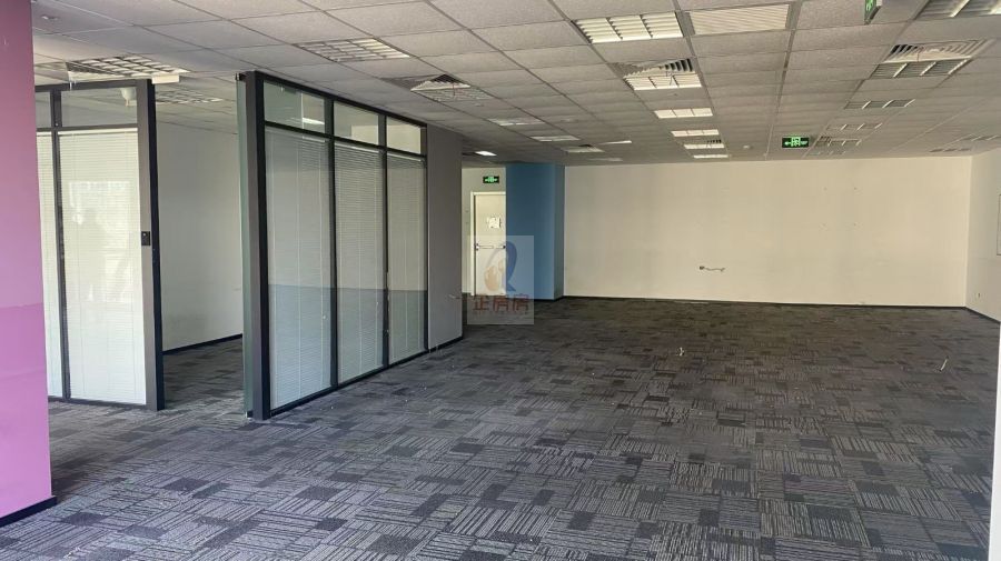 国旅大厦（国旅王府大厦）