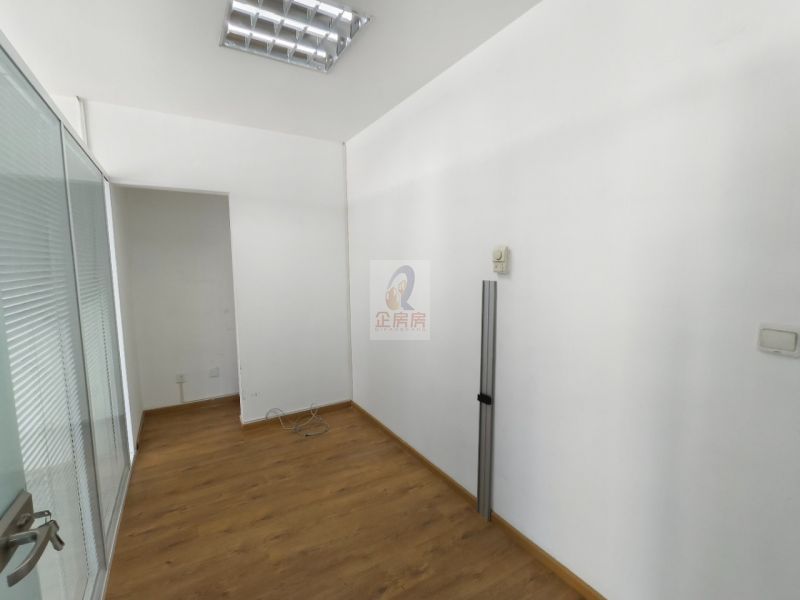 金海商富中心（金海国际大厦）