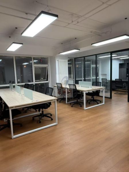 远洋商务楼（八里庄西里61号楼）