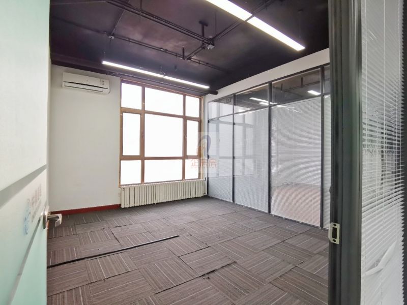 吉里国际艺术区 