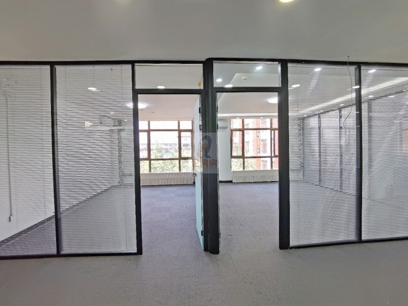 吉里国际艺术区 