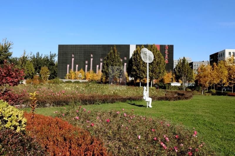 东亿国际传媒产业园