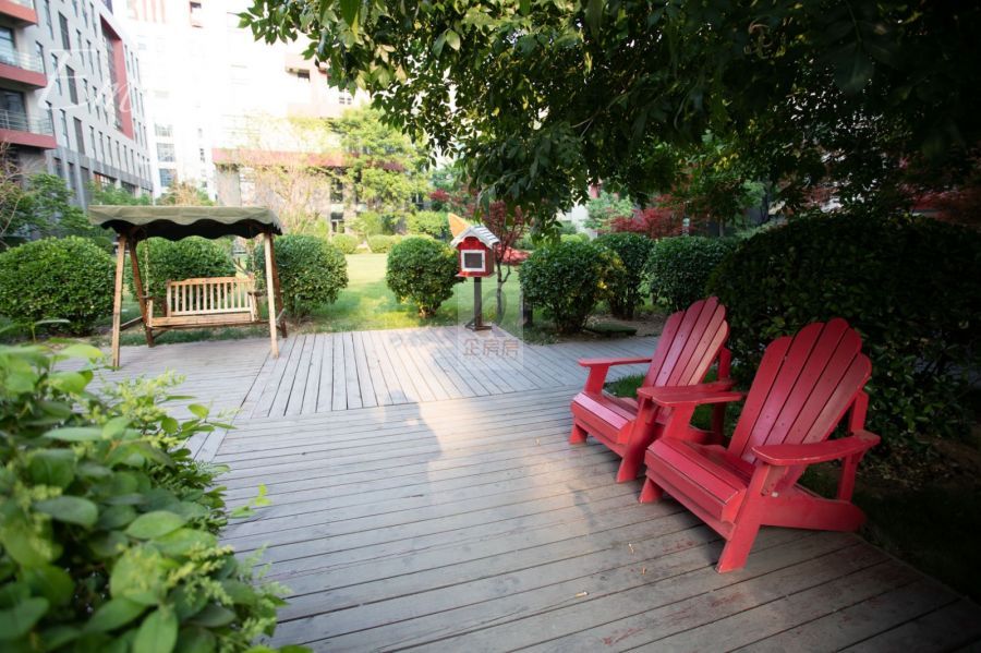 东亿国际传媒产业园