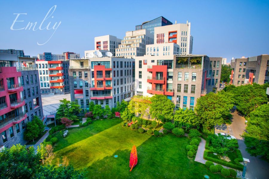 东亿国际传媒产业园