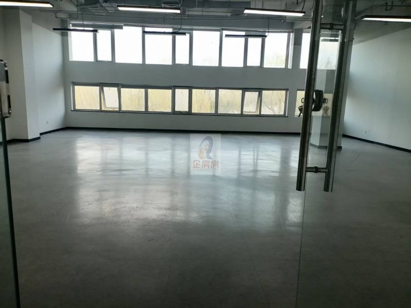 宝蓝金融创新中心 