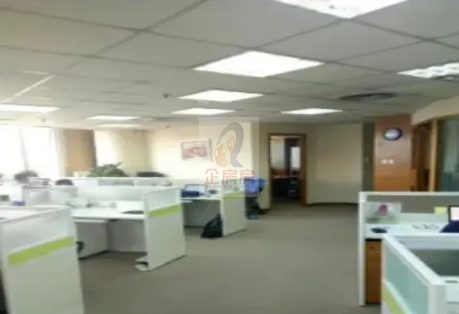 万通金融中心（原万通新世界中心）