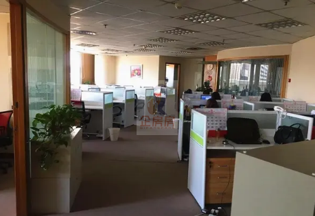 万通金融中心（原万通新世界中心）