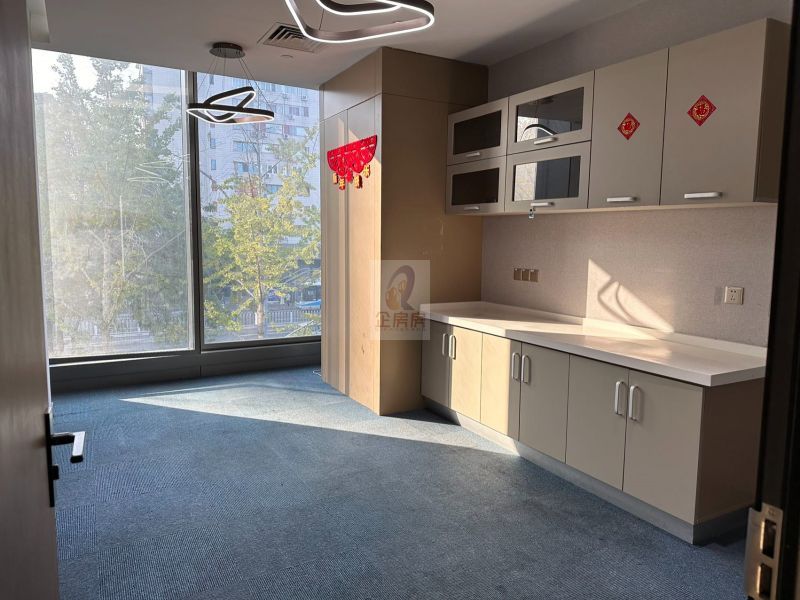 中邮保险玖安广场（原中粮置地广场）