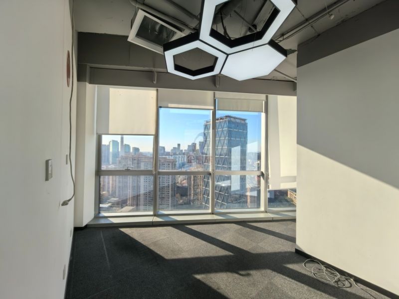 远洋国际中心A座