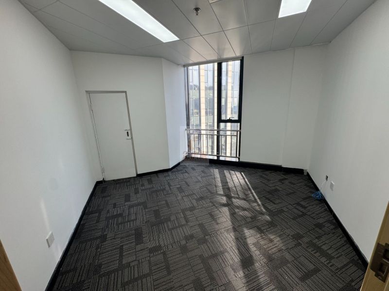 赢地中心（网信大厦）中冶置业・霄云国际大厦）（霄云国际中心）