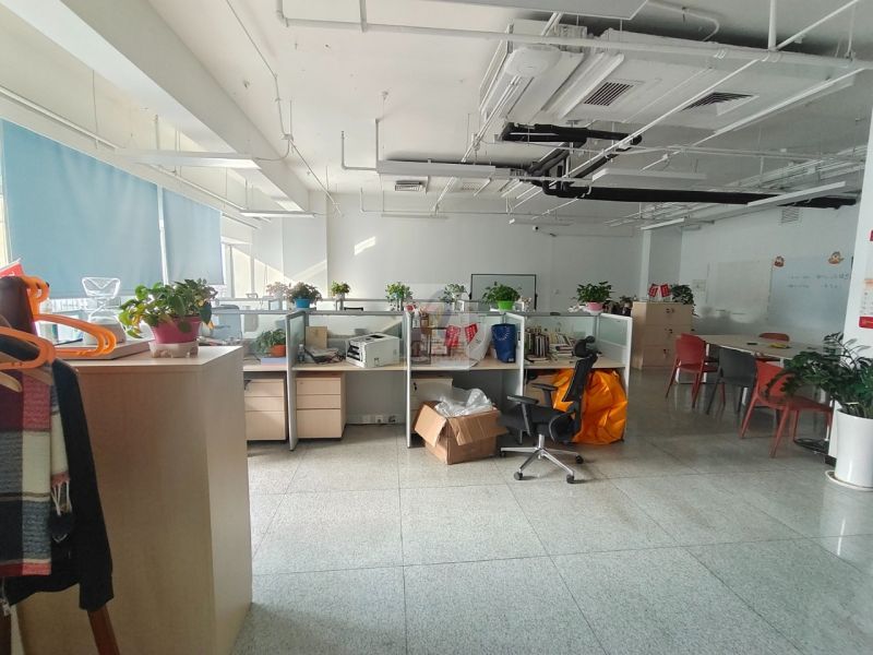 鸿运大厦（新华联丽港1号楼）