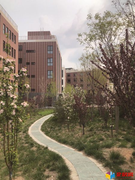 万上科创中心（和义文化产业园)